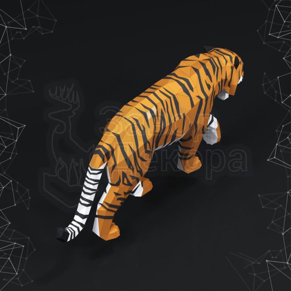 Металлическая полигональная фигура тигра